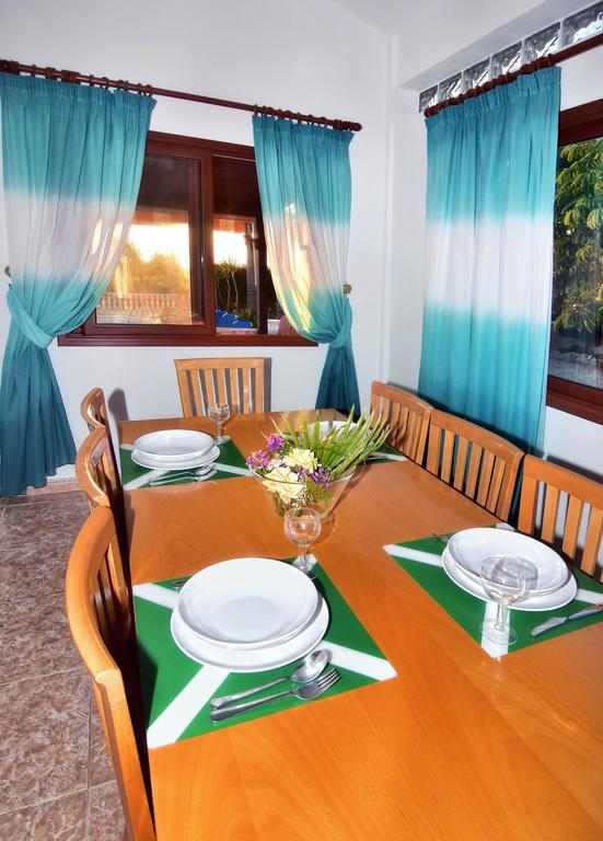 Villa Lp Peyia Extérieur photo